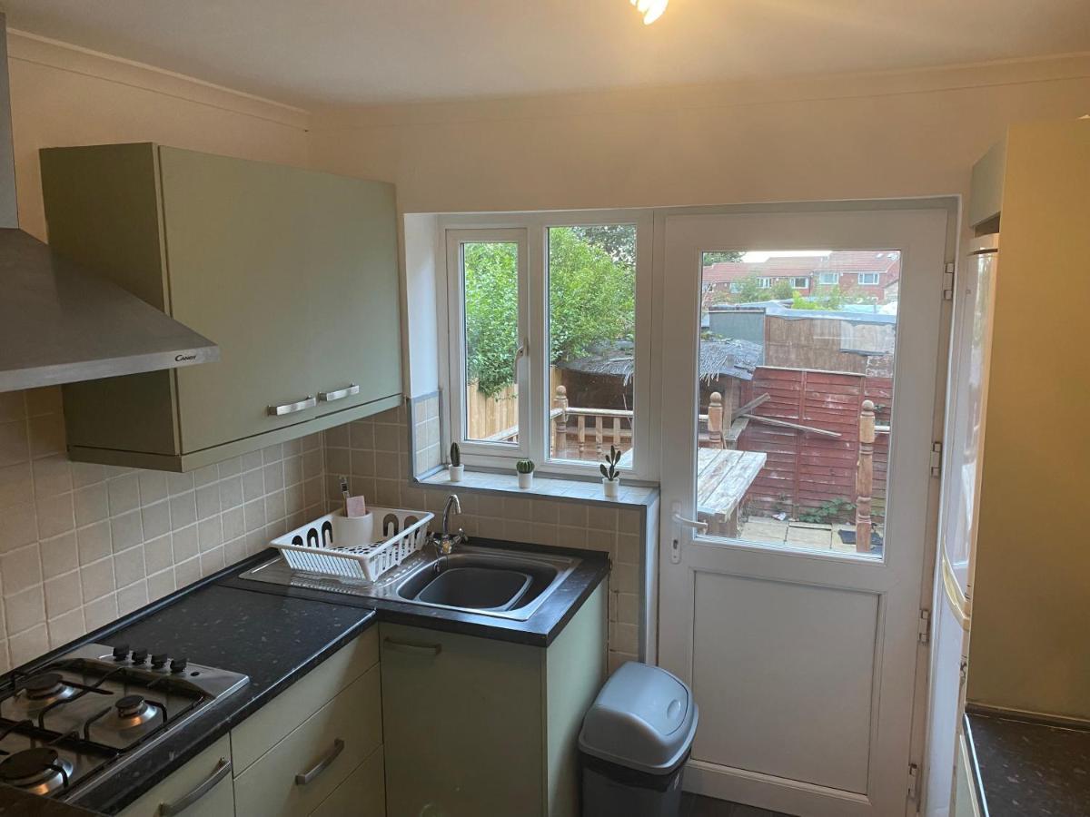 Montrose - Perfect Contractor Stay, Own Driveway, 3 Bedrooms Gateshead Exteriör bild
